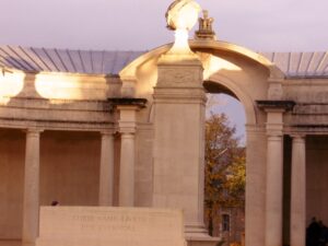 Arras memorial
